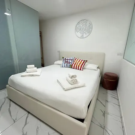 Megaride House Apartman Nápoly